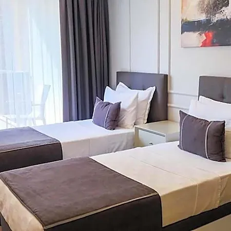 Otel Myway Deluxe 4*