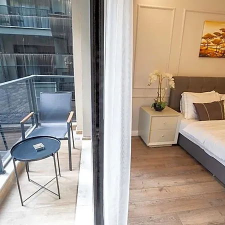 Myway Deluxe Hotel 4*